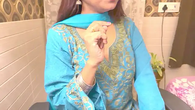 Your Sassy Goddess online show from January 17, 2025, 5:08 pm