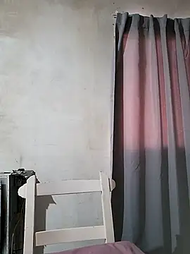 Snapshot of Paulitta- chatting on June 2, 2026, 6:10 pm Paulitta- online show from June 2, 2026, 6:10 pm