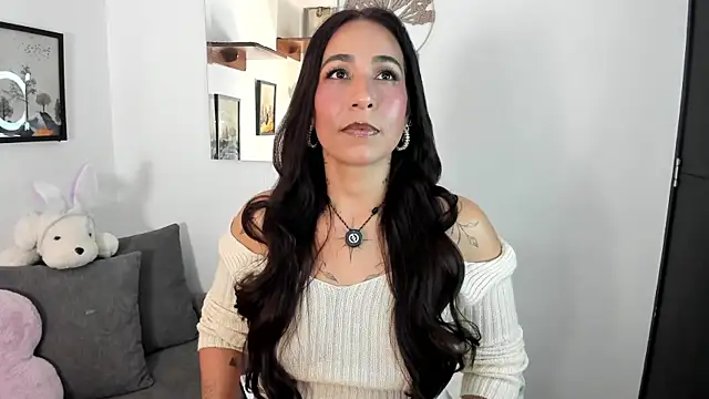 electra hunt online show from June 24, 2026, 12:53 am