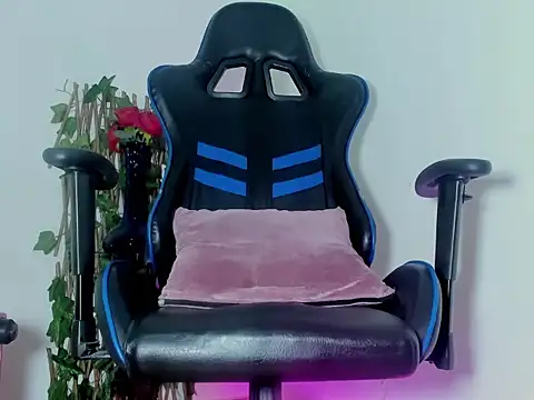 jansel guerra online show from October 12, 2025, 9:47 pm