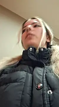 allinqueen online show from December 18, 2024, 2:38 pm