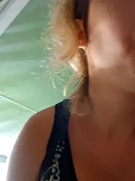 allinqueen online show from January 17, 2025, 3:12 am