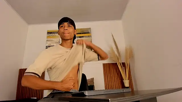 zander 2120 online show from November 13, 2025, 1:21 pm