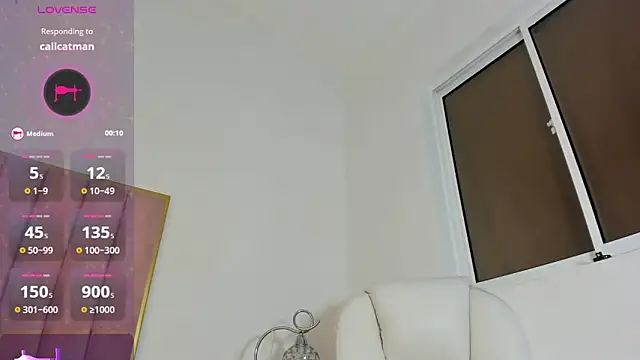 Snapshot of JenyWells chatting on December 24, 2024, 11:55 pm JenyWells online show from December 24, 2024, 11:55 pm