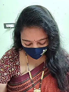 neelu-hoty online show from February 6, 2026, 8:40 am