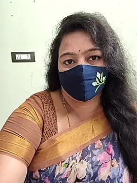 neelu-hoty online show from February 21, 2026, 8:15 am