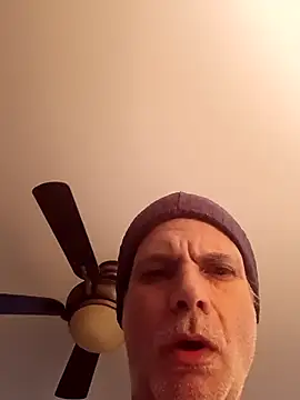 Hand69someguy online show from February 26, 2025, 2:14 pm