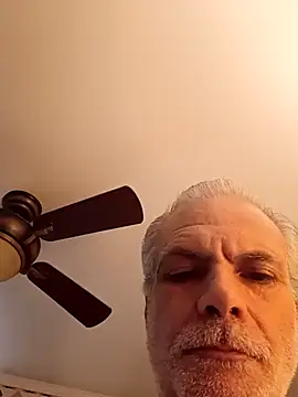 Hand69someguy online show from March 3, 2025, 3:19 am