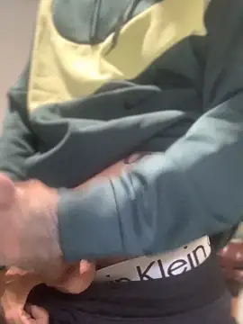 Snapshot of 27powercm chatting on November 4, 2025, 5:39 am 27powercm online show from November 4, 2025, 5:39 am