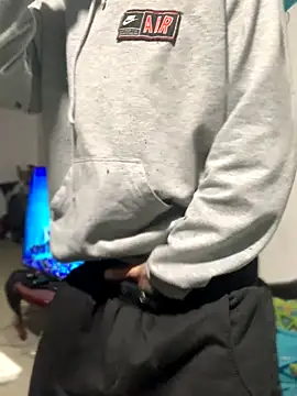 Snapshot of 27powercm chatting on November 12, 2025, 4:46 am 27powercm online show from November 12, 2025, 4:46 am