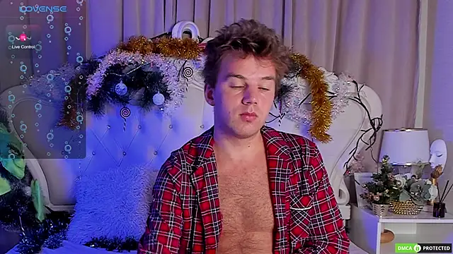 ArthurWhitee online show from January 9, 2026, 3:20 am