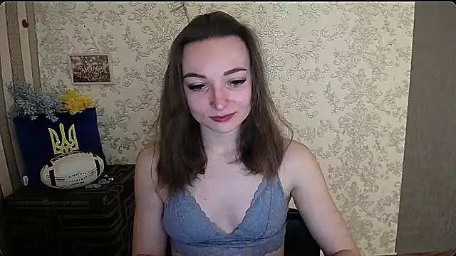  Barbie Kiss  online show from January 8, 2025, 6:20 am