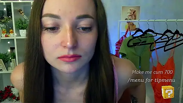  Barbie Kiss  online show from April 2, 2026, 6:16 pm