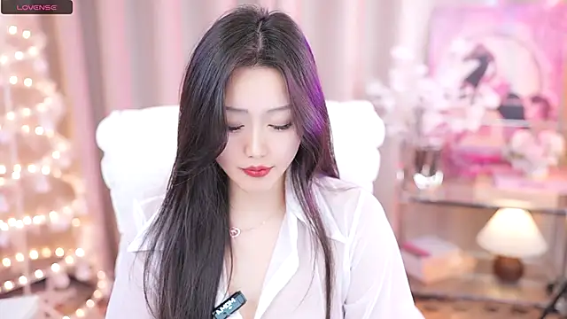 YINGTao-168 online show from February 19, 2025, 2:01 pm