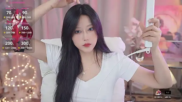 YINGTao-168 online show from October 16, 2025, 12:33 am