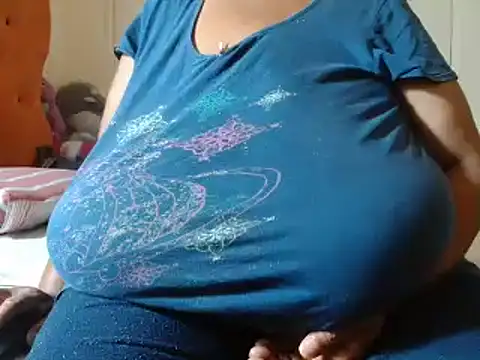 tinagiant online show from January 24, 2025, 6:14 pm