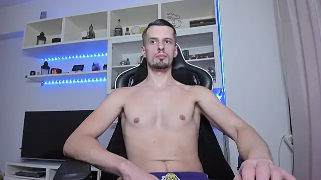 ToddClaytonn online show from September 29, 2025, 8:30 am