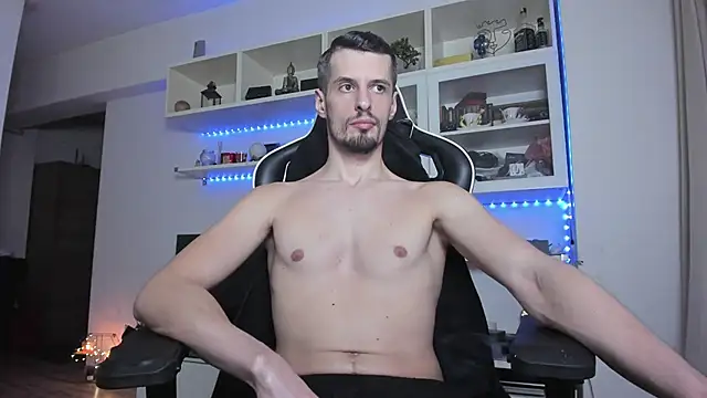 ToddClaytonn online show from December 14, 2025, 10:25 pm