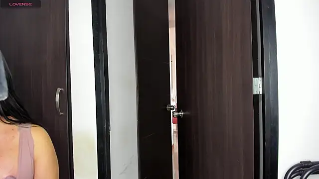 Snapshot of emily_huddson_ chatting on February 1, 2025, 7:34 pm emily huddson online show from February 1, 2025, 7:34 pm