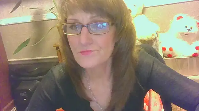 Snapshot of Manulyonok51 chatting on February 6, 2025, 12:33 am Manulyonok51 online show from February 6, 2025, 12:33 am