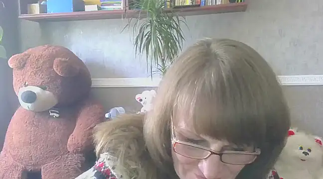 Snapshot of Manulyonok51 chatting on February 19, 2025, 10:45 am Manulyonok51 online show from February 19, 2025, 10:45 am