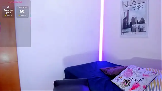 katy giil online show from October 18, 2025, 1:01 pm