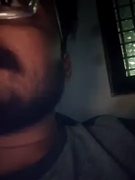 Snapshot of fuckingmahiesh chatting on February 28, 2025, 8:18 pm fuckingmahiesh online show from February 28, 2025, 8:18 pm