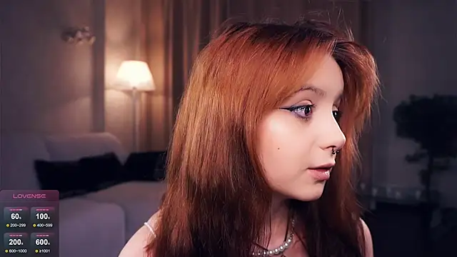 Snapshot of DevonaBucher chatting on January 17, 2025, 6:33 pm DevonaBucher online show from January 17, 2025, 6:33 pm