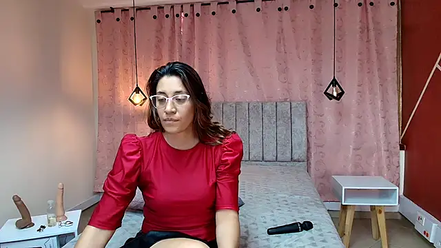 Snapshot of VioletaScott_ chatting on January 16, 2025, 8:25 pm VioletaScott online show from January 16, 2025, 8:25 pm