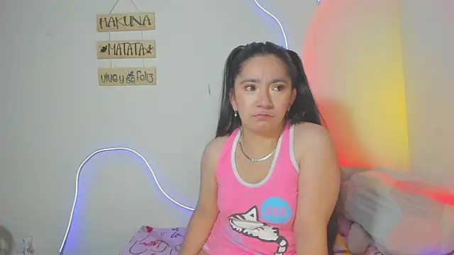 litle mily  online show from October 4, 2025, 12:08 am