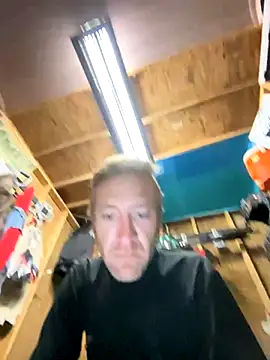 Snapshot of bentoverblonde chatting on November 2, 2025, 2:58 am bentoverblonde online show from November 2, 2025, 2:58 am