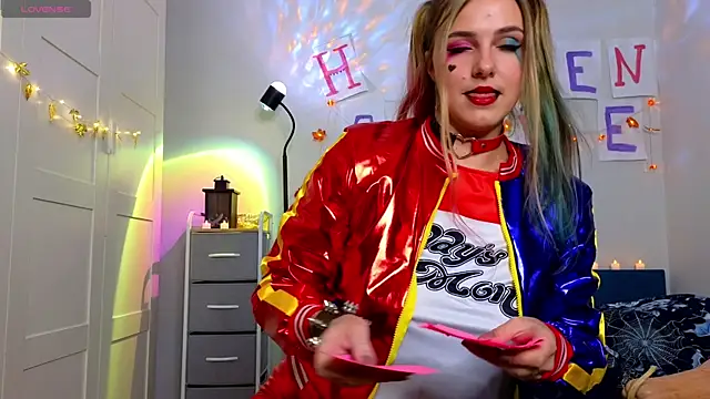 Snapshot of sophia_euphoriaa chatting on October 31, 2025, 8:04 am sophia euphoriaa online show from October 31, 2025, 8:04 am