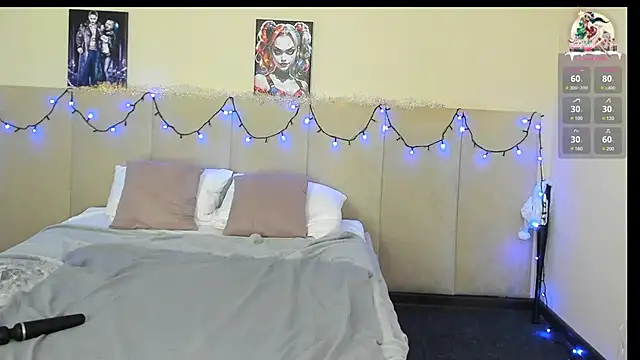 Snapshot of MuscleXXXBarbie chatting on December 30, 2024, 12:43 am MuscleXXXBarbie online show from December 30, 2024, 12:43 am