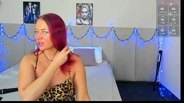 Snapshot of MuscleXXXBarbie chatting on March 10, 2025, 11:42 am MuscleXXXBarbie online show from March 10, 2025, 11:42 am