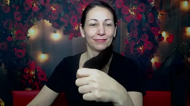 Snapshot of LiluGrants chatting on February 6, 2025, 4:53 am LiluGrants online show from February 6, 2025, 4:53 am