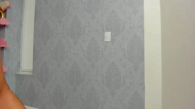 MaddyCute4u online show from February 20, 2025, 6:02 pm