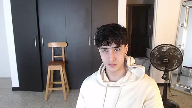 gojo satoru 18 online show from March 1, 2025, 12:01 pm