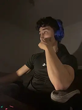 gojo satoru 18 online show from November 12, 2025, 6:25 am