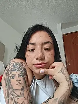 helena smith online show from April 19, 2026, 6:43 pm