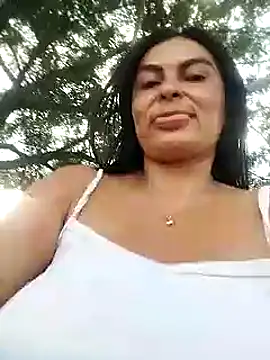 Horny-Mommy-Dirty online show from March 9, 2025, 10:08 pm