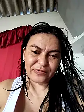 Horny-Mommy-Dirty online show from December 2, 2025, 1:39 pm