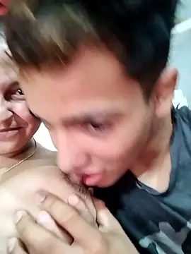 Horny-Mommy-Dirty online show from January 8, 2026, 3:14 pm