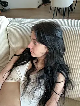 Lena Lang online show from March 6, 2026, 2:35 pm