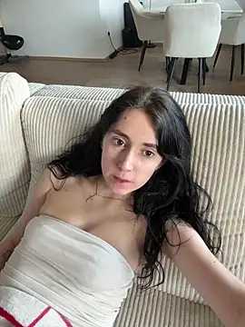 Lena Lang online show from March 11, 2026, 12:11 pm