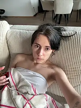 Lena Lang online show from March 26, 2026, 11:05 am