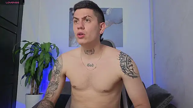 Yeiko Romero  online show from March 12, 2026, 7:09 pm