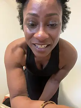 Snapshot of wynterheat chatting on January 28, 2025, 3:04 pm wynterheat online show from January 28, 2025, 3:04 pm