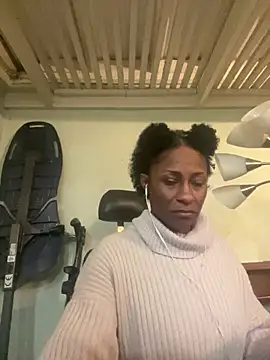 Snapshot of wynterheat chatting on January 29, 2025, 2:51 am wynterheat online show from January 29, 2025, 2:51 am