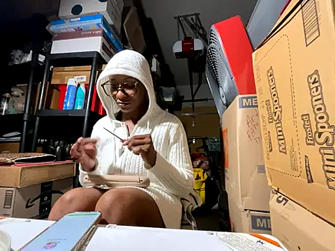 Snapshot of wynterheat chatting on October 30, 2025, 5:02 pm wynterheat online show from October 30, 2025, 5:02 pm