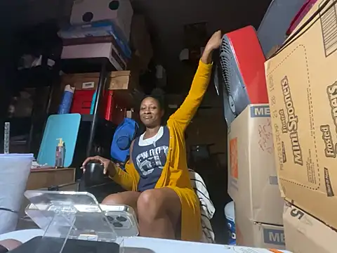 Snapshot of wynterheat chatting on November 6, 2025, 7:31 am wynterheat online show from November 6, 2025, 7:31 am